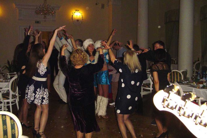 Празднуем новый год. Фото. – 2