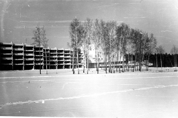 Исполнилось 40 лет с момента открытия 1 корпуса. – 4