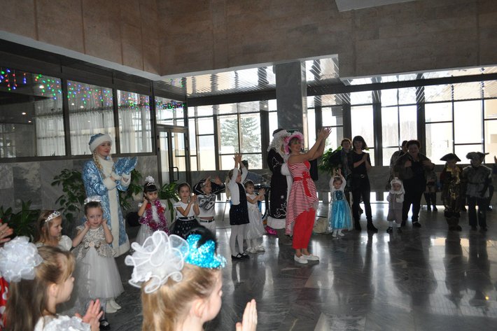 Новогодние ёлки начались. – 5